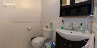 Bright Brookline 4-bed 2-bath with Heat/Hot Water Included! Gallery 8