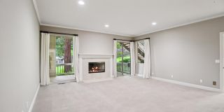 Elegant Los Altos Townhouse Near Redwood Grove & Shoup Park Gallery 24