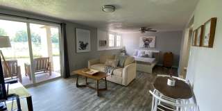 1327 Airport Drive Gallery 24