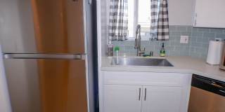 RARE Offering 2BD/2BA Furnished Condo of secured building in highly sought after Boutique Bella Capri building. Gallery 13