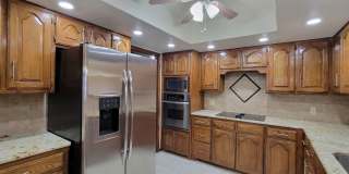 EXECUTIVE CUSTOM BUILT HOME Gallery 18