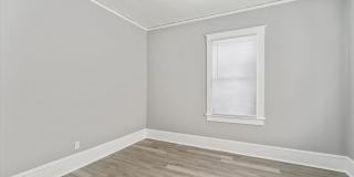 Large 3BR/1BA Downtown House For Rent Gallery 13