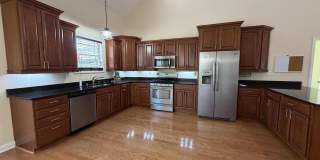 382 Preston Avenue Gallery 6