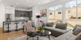 1228 N Sycamore Ave Gallery 1