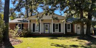 823 Mitchell Street - Pet Friendly and Centrally Located Gallery 1