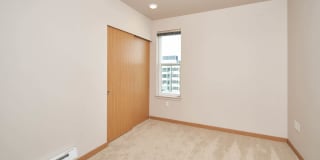 Square One Apartments Gallery 23