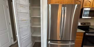 3 Bedroom Home available w/fenced yard Gallery 16