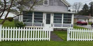 9389 Maple Avenue SE Gallery 1