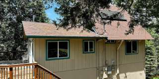 Spacious Twain Harte Sanctuary: Expansive 4-Bedroom Home with Solar Included! Gallery 1
