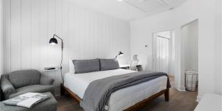 217 Arnold Mill Road Gallery 24