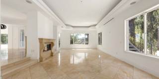 1425 N Tigertail Rd Gallery 10