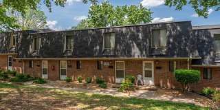 Four Seasons Townhomes Gallery 31
