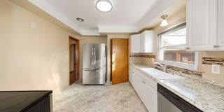 23250 FIRWOOD Avenue Gallery 7