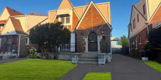 13918 Roselawn Street Gallery 1