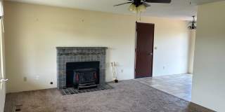 2121 E Viewmont Dr Gallery 4