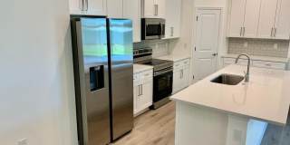 21475 SEATON AVENUE Gallery 4