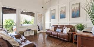629 Boulevard NE Gallery 28