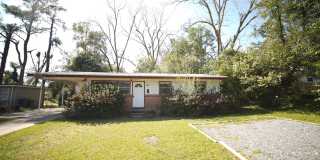 4/2 with additional office Gallery 1