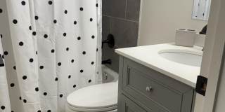 514 E Mifflin Street Gallery 9