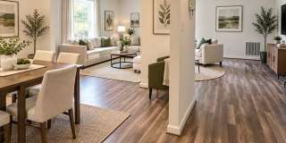 Beautiful Two-Level Condo Townhouse Gallery 1