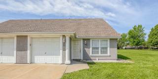 234 Southwest Chartwell Circle Gallery 1