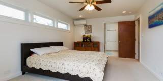 984 Waiholo St. Gallery 8