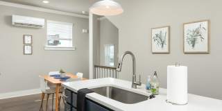 Fully furnished 1 bedroom! Gallery 22