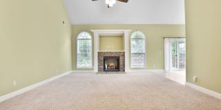 Dog Friendly Three Bedroom with Bonus! Gallery 3