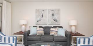 ** CANAL VIEW 2 BEDROOM\2 BATH CONDO ** SEASONAL OR ANNUAL ** BLUE POINT CLOSE TO DOWNTOWN NAPLES AND NAPLES BEAUTIFUL BEACHES ** CANAL BOAT SLIP AVAILABLE ** Gallery 22