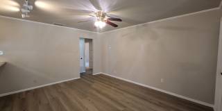 Leon Valley Gem!! Gallery 28
