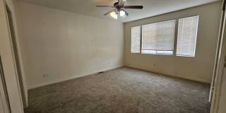 Bright and Open Condo Gallery 14