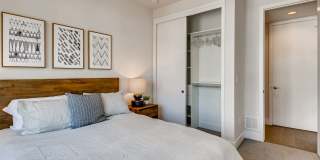 Contemporary Townhome with Rooftop Deck-Flatiron Views Gallery 21