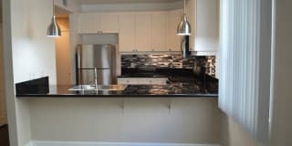 Parc Pointe Apartments Gallery 15