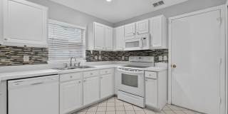 Charming 2BR Home in the Country Club of Mount Dora Gallery 14