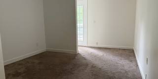 213 Old Pond Lane Gallery 11