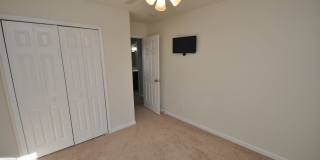 202 Thorncrest Dr Gallery 24