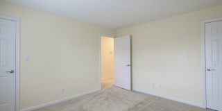 Holly Point Apartments Gallery 86