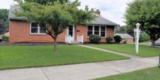 Beautiful 2 bed Rancher for Rent. Palmyra Gallery 1