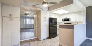 Avalon Hills Gallery 18