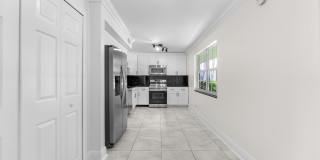 4240 OAKS Terrace Gallery 8