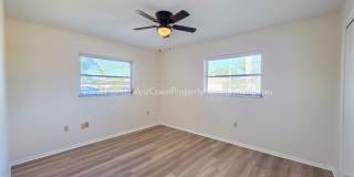 GULF GATE SARASOTA! OUTSTANDING 3 BEDROOM/2 BATH HOME WITH EXTRA LARGE YARD! Gallery 28