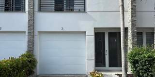815 Northeast 17th Avenue Gallery 1