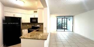 210 Lake Pointe Dr Gallery 2