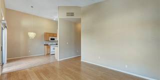 2305 W Horizon Ridge Parkway Gallery 10
