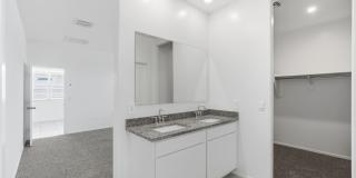 1575 East Fletcher Drive Gallery 27