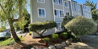Mar-Ella 10-unit Gallery 22