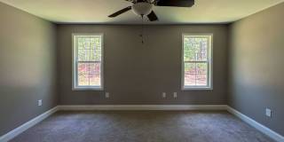 Beautiful 4 Bed 2.5 Bath Home in North Fayetteville Gallery 15