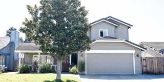COMING SOON!! Foxboro neighborhood & Travis Unified School District! This beauty is a 3bed / 3 bath home with tons of natural light Gallery 1