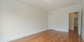 267 10th Avenue Gallery 18
