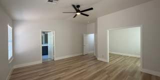 BEAUTIFULLY UPGRADED SINGLE FAMILY HOME - 3 BEDROOM, CORNER LOT WITH VAULTED CEILINGS BEAUTIFULLY UPGRADED SINGLE FAMILY HOME - 3 BEDROOM, CORNER LOT WITH VAULTED CEILINGS Gallery 27